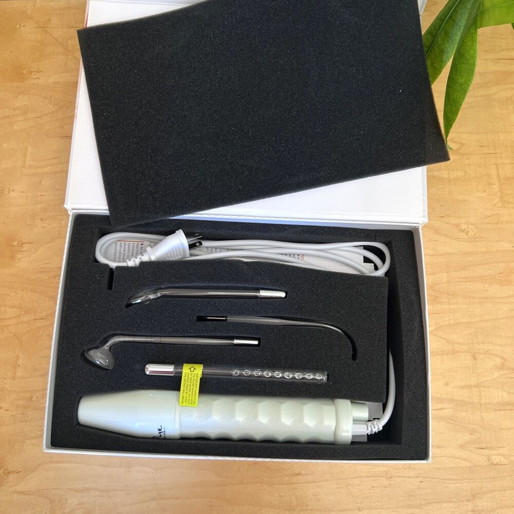 Pure Daily Care NuDerma High Frequency Skin Therapy Wand Facial Machine Neon 5pc - Picture 4 of 5